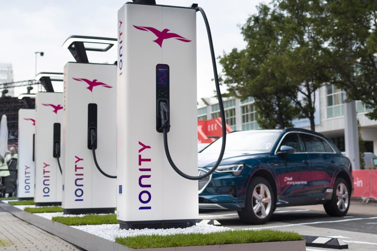 Les stations de recharge de véhicules électriques